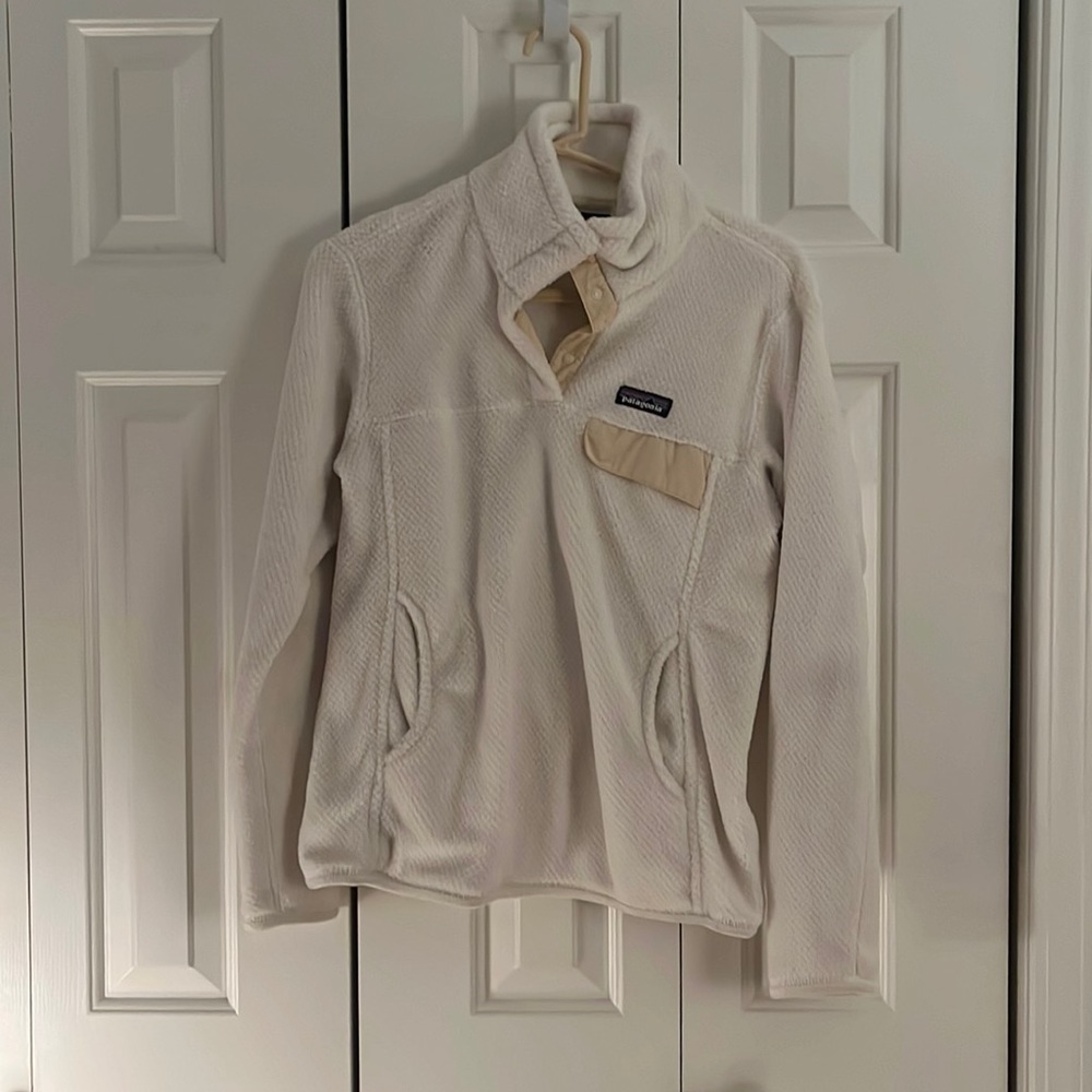 Patagonia Sweatshirt!